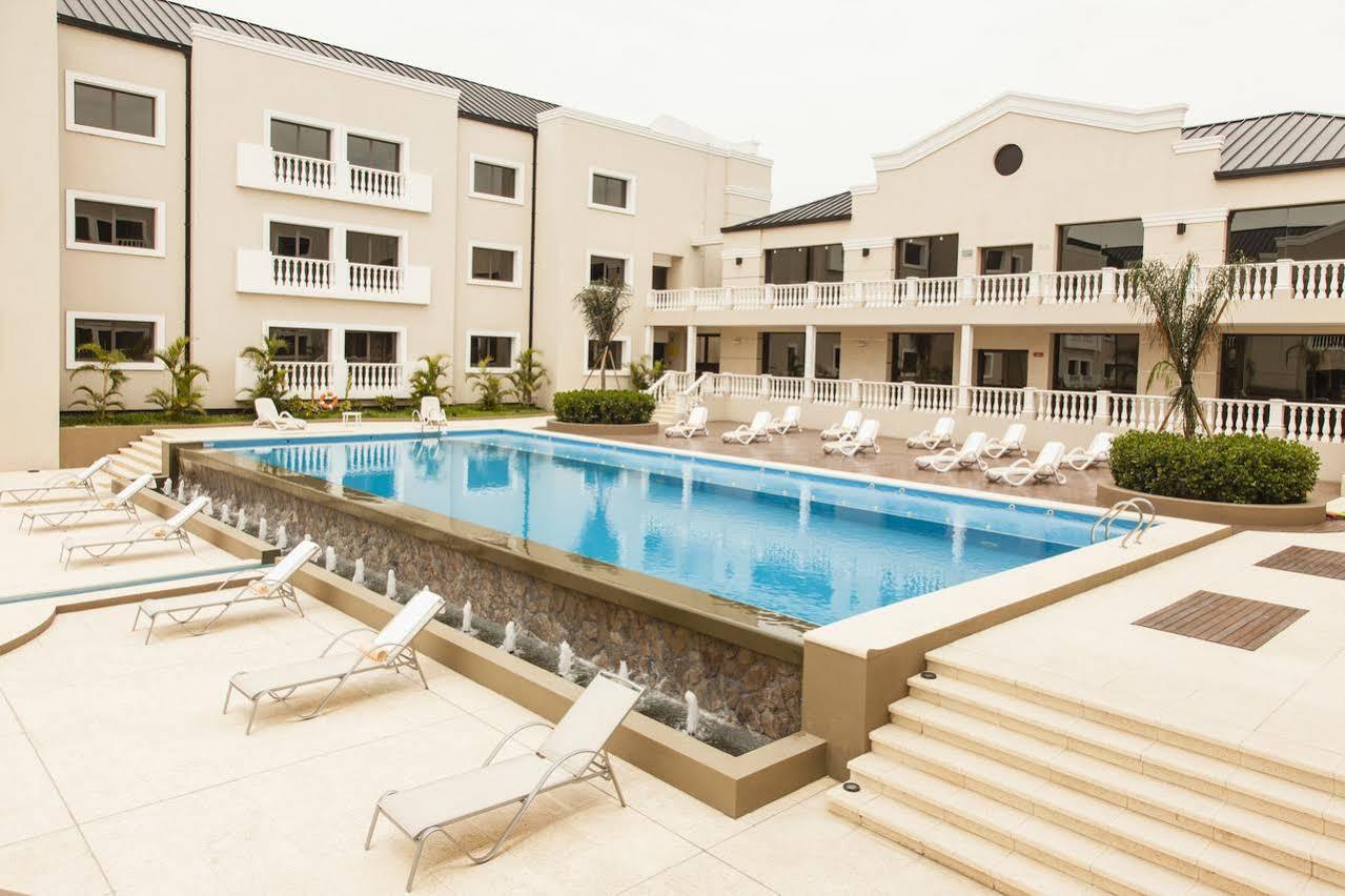 Howard Johnson Hotel & Casino Formosa Exterior photo